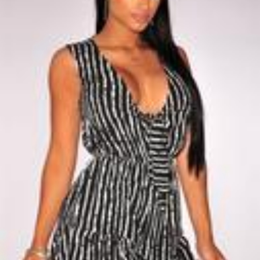 Zebra romper - Picture 2 of 5